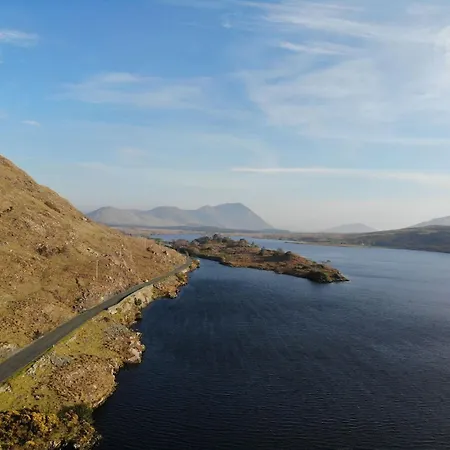 Lough Fee Ferienhaus Renvyle